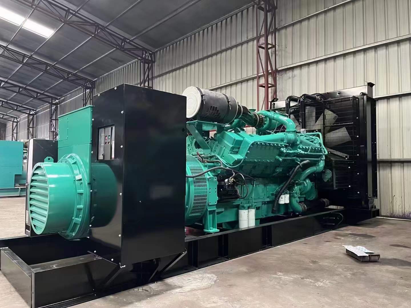 珠晖如何降低 800kW 柴油发电机输出电流的波动？